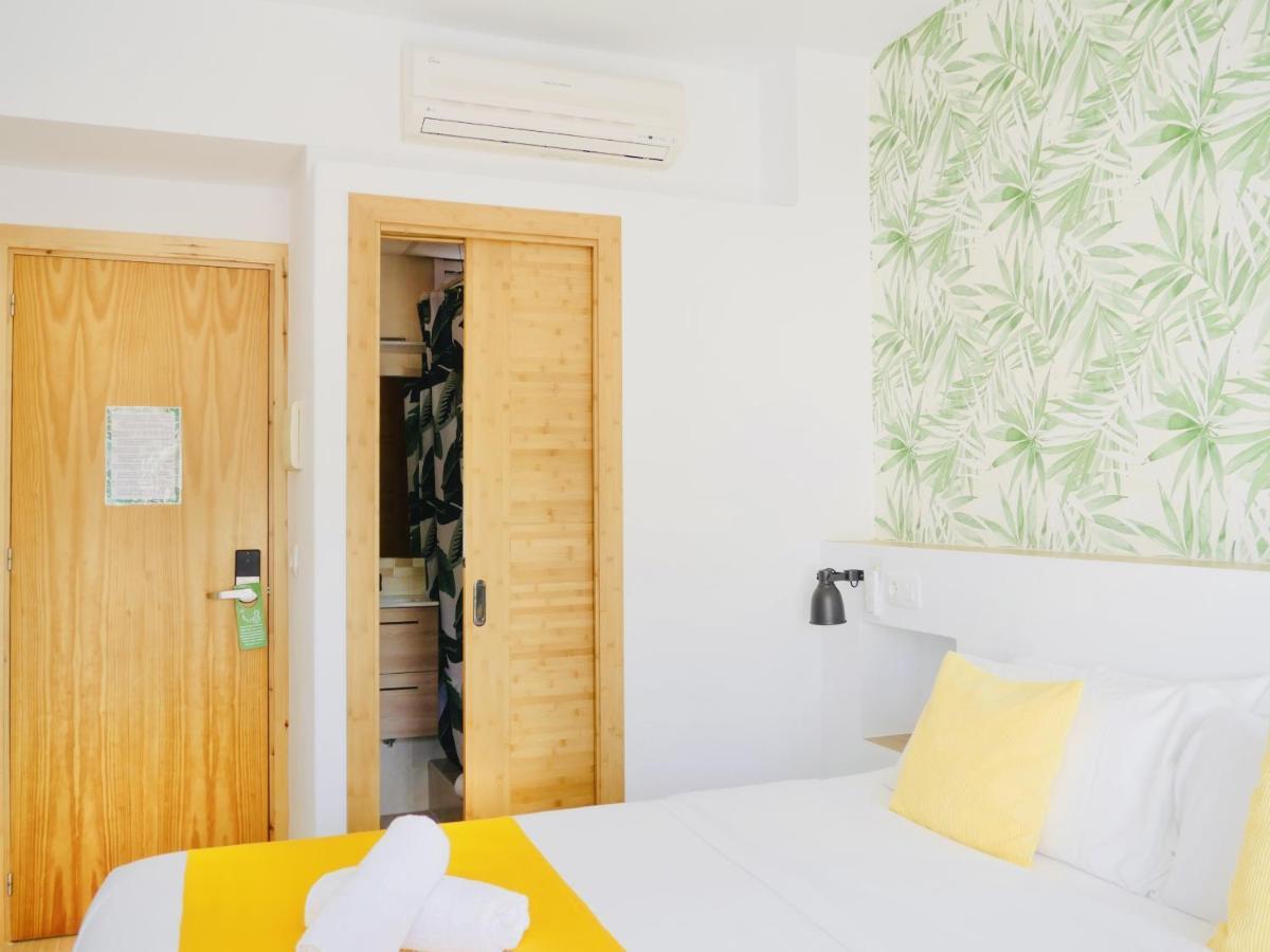 Nanit Rooms Ibiza Hostal Санта-Эулалия-дель-Рио Экстерьер фото